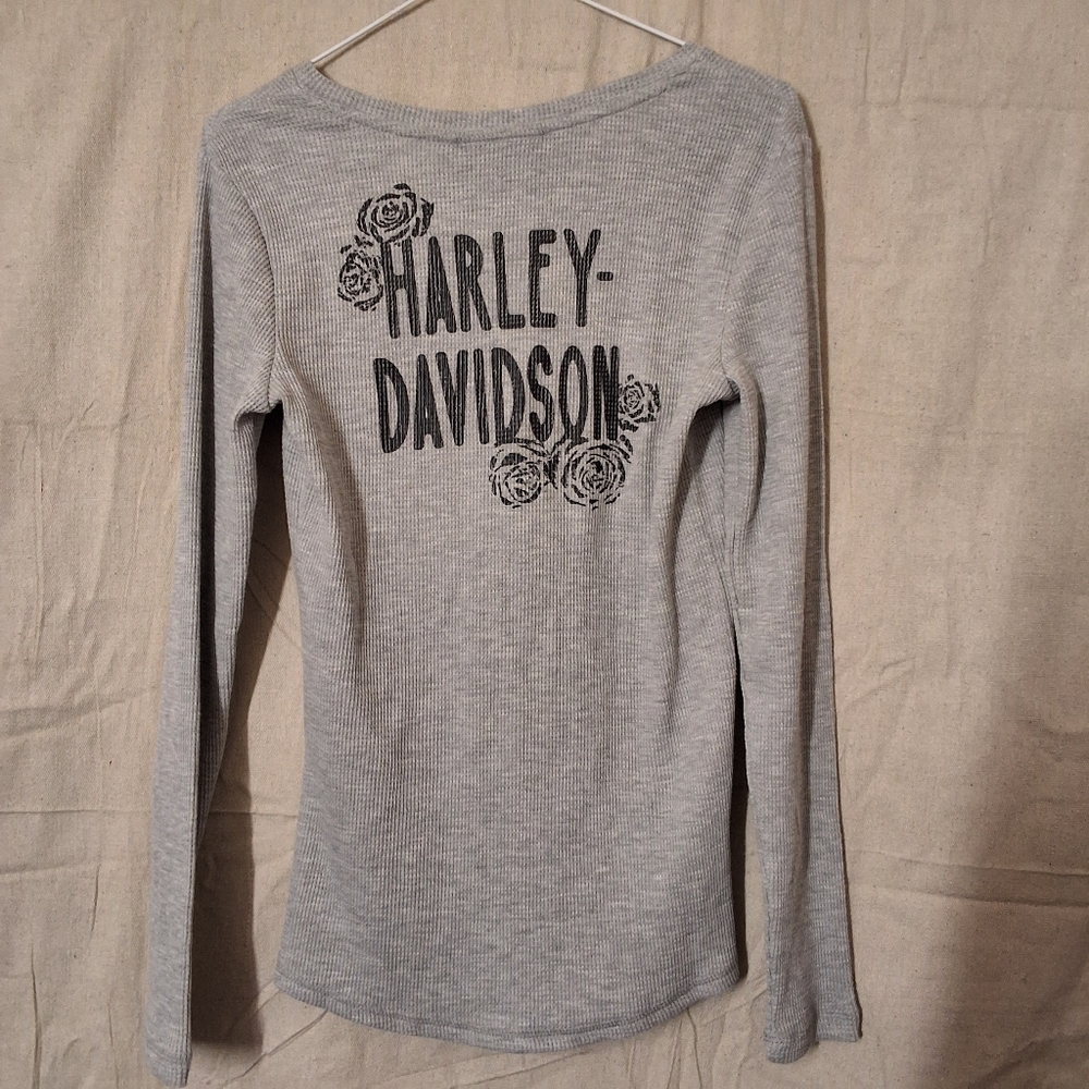 NWT Women's HARLEY DAVIDSON Gray Long Sleeve Top - Picture 3 of 16